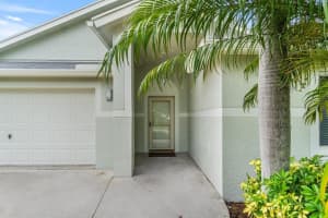 1261 Olympic Cir, Greenacres, FL 33413, Sold 11/02/21
