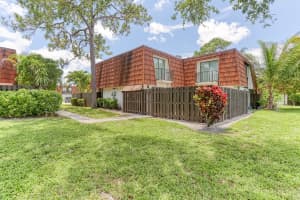 6444 Red Pine Ln, Greenacres, FL 33415, Sold 09/24/21