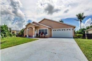 1188 Landings Run, Greenacres, FL 33413, Sold 09/22/21