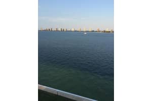 301 Lake Shore Dr, Lake Park, FL 33403, Sold 12/07/21