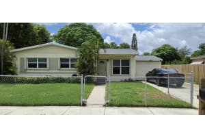 1109 W 27th St, West Palm Beach, FL 33404, Sold 11/01/21