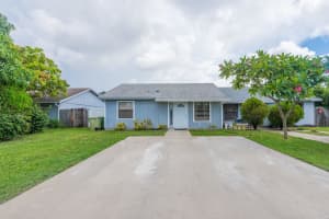 3816 Parkside Cir, Palm Springs, FL 33461, Sold 10/15/21