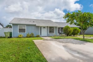 3816 Parkside Cir, Palm Springs, FL 33461, Sold 10/15/21