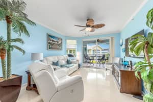 215 NW Flagler Ave, Stuart, FL 34994, Sold 12/09/21