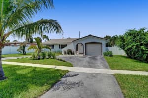 521 NE 35th St, Boca Raton, FL 33431, Sold 09/30/21