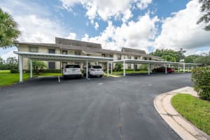 36 Plantation Dr, Vero Beach, FL 32966, Sold 08/30/21