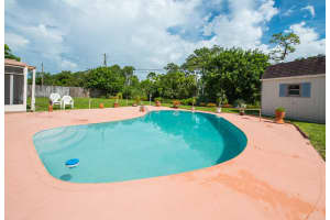 7443 Oakmont Dr, Lake Worth, FL 33467, Sold 09/28/21