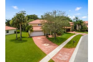 1527 S Club Dr, Wellington, FL 33414, Sold 09/17/21