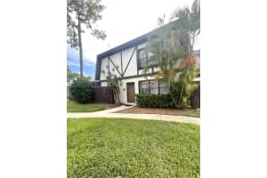 100 Weybridge Cir, Royal Palm Beach, FL 33411, Sold 10/11/21