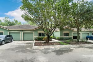 220 Crestwood Cir, Royal Palm Beach, FL 33411, Sold 09/15/21