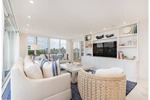 100 Sunrise Ave, Palm Beach, FL 33480, Sold 12/30/21