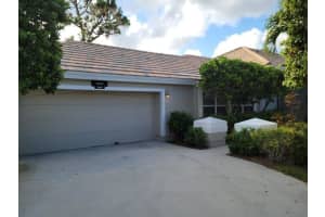 2245 NW Seagrass Dr, Palm City, FL 34990, Sold 12/09/21