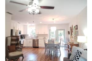 1002 Mohican Blvd, Jupiter, FL 33458, Sold 09/14/21