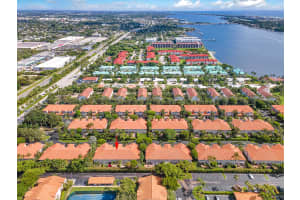 177 Las Brisas Cir, Hypoluxo, FL 33462, Sold 09/10/21