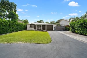 1009 NW 8th St, Boynton Beach, FL 33426, Sold 10/21/21