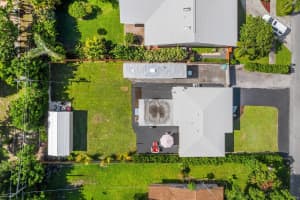 1009 NW 8th St, Boynton Beach, FL 33426, Sold 10/21/21