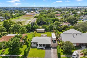 1009 NW 8th St, Boynton Beach, FL 33426, Sold 10/21/21