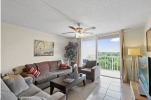470 Executive Center Dr #5m, West Palm Beach, FL 33401, Sold 09/15/21
