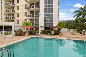 MLS# R10737917, West Palm Beach, Florida 33407