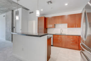 300 S Australian Ave, West Palm Beach, FL 33401, Sold 11/01/21