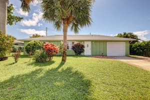 2243 NE 15th Dr, Jensen Beach, FL 34957, Sold 09/27/21