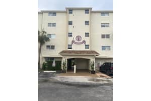 109 Paradise Harbour Blvd, North Palm Beach, FL 33408, Sold 10/01/21