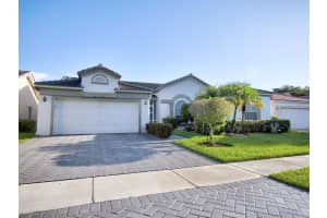 8280 Lake Cypress Rd, Lake Worth, FL 33467, Sold 09/13/21