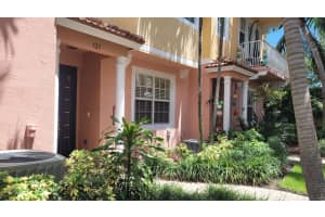121 Harbors Way, Boynton Beach, FL 33435, Sold 10/26/21