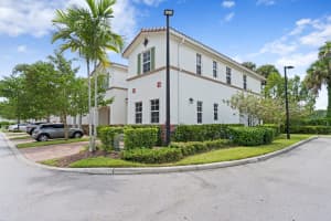 MLS# R10738064, West Palm Beach, Florida 33417