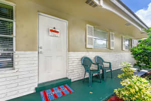 5663 Middlecoff Dr, West Palm Beach, FL 33413, Sold 10/25/21