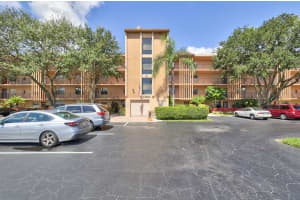 7300 Lake Cir Dr, Margate, FL 33063, Sold 09/08/21