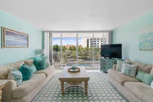 3546 S Ocean Blvd, South Palm Beach, FL 33480, Sold 12/15/21