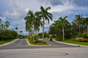 7926 Sienna Springs Dr, Lake Worth, FL 33463, Sold 09/17/21