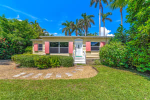 220 Andrews Ave, Delray Beach, FL 33483, Sold 12/09/21