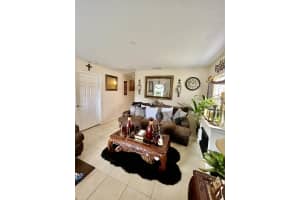 5009 Juanita Ave, Fort Pierce, FL 34946, Sold 11/08/21