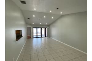 MLS# R10738549, West Palm Beach, Florida 33417