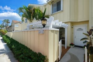 6222 Riverwalk Ln # 3, Jupiter, FL 33458, Sold 09/22/21