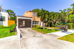 821 38th St, West Palm Beach, FL 33407, Sold 11/19/21