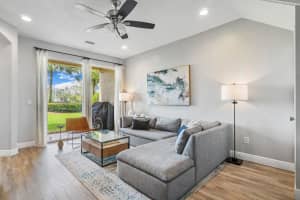 381 River Bluff Ln, Royal Palm Beach, FL 33411, Sold 09/24/21