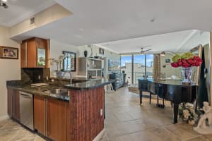 1551 N Flagler Dr, West Palm Beach, FL 33401, Sold 12/03/21