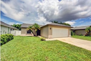 5220 Arbor Glen Cir, Lake Worth, FL 33463, Sold 10/15/21