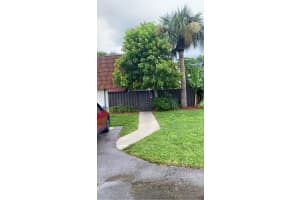 6445 Red Pine Ln, Greenacres, FL 33415, Sold 09/29/21