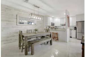 303 Miramar Ln, Palm Beach Gardens, FL 33410, Sold 09/15/21