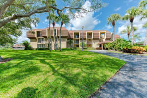 5344 Woodland Lakes Dr, Palm Beach Gardens, FL 33418, Sold 10/22/21