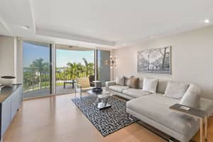 2295 S Ocean Blvd, Palm Beach, FL 33480, Sold 10/13/21