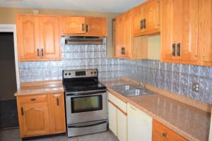 5088 Ambler Ln, Lake Worth, FL 33463, Sold 12/23/21