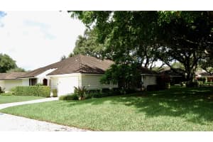 11320 12 Oaks Way, North Palm Beach, FL 33408, Sold 09/20/21