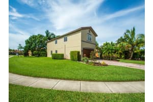4131 56th Ln, Vero Beach, FL 32967, Sold 11/23/21