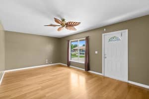 4622 Vespasian Ct, Lake Worth, FL 33463, Sold 10/19/21