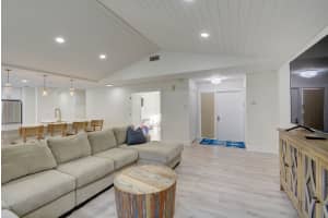 875 NW 22nd Ave, Delray Beach, FL 33445, Sold 11/08/21